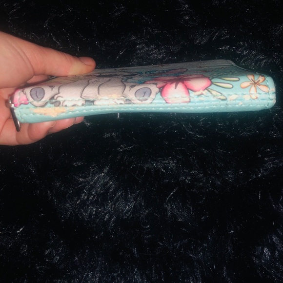 Disney Stitch Floral Wallet - Picture 2 of 6